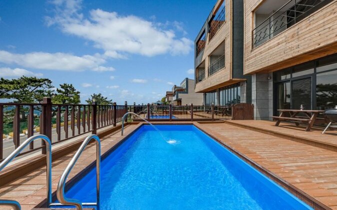 The East Pool Villa - Photo3