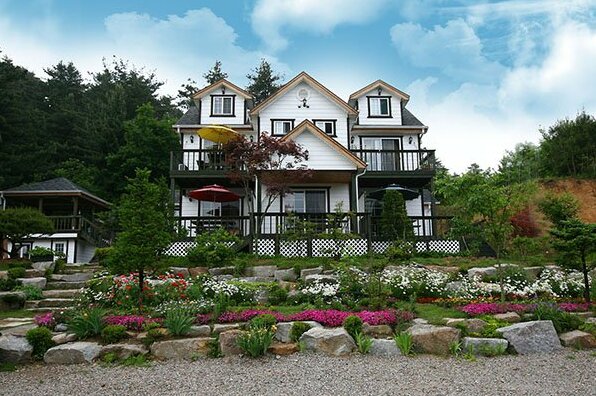 Dacha Pension - Photo3
