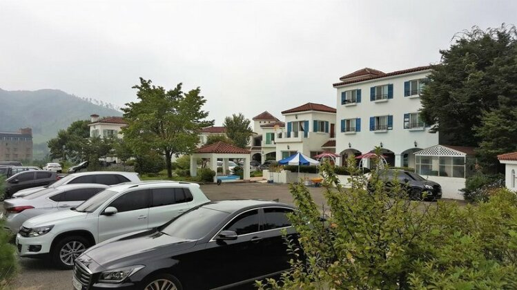 Daisy Pension - Photo3