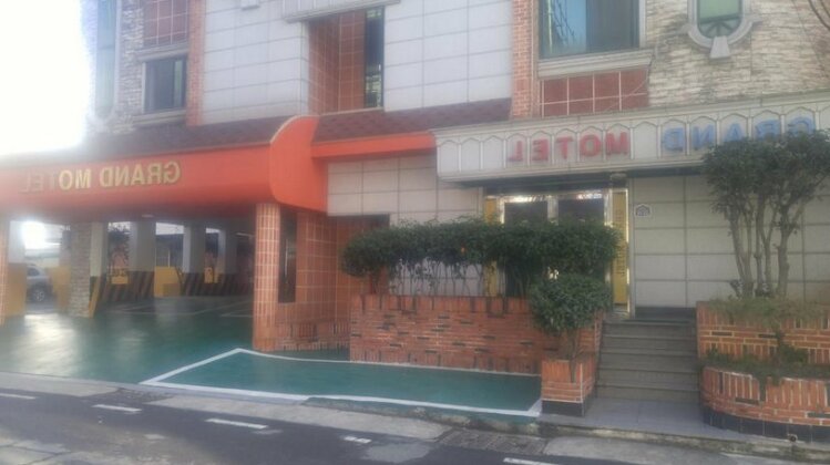 Grand Motel Sacheon - Photo2