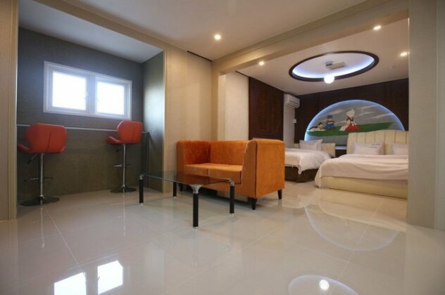 Number One Hotel Seocheon - Photo2