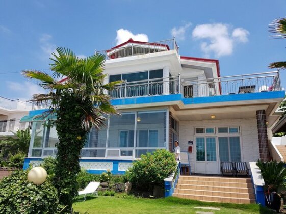 Blue Marine House