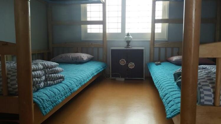 Hakobang Guesthouse - Photo2
