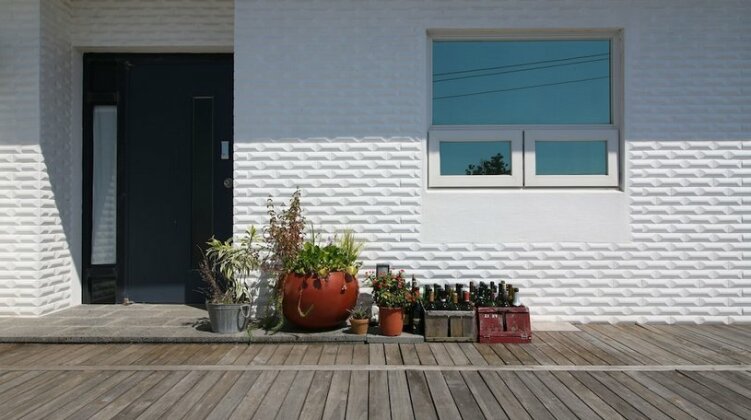 Hoclack Rooftop Moonlight - Photo2