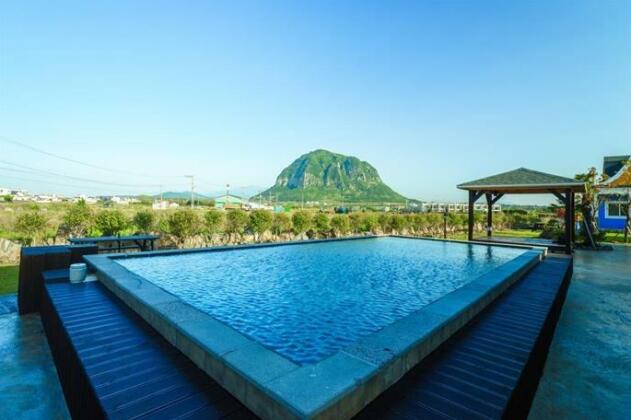 Monteview Stay - Photo2