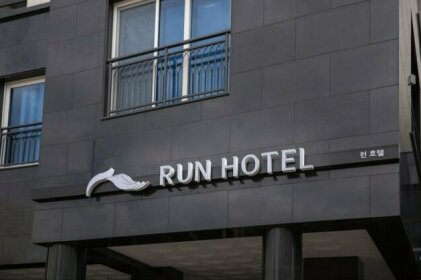 Run Hotel Seogwipo