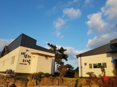 Wind Jeju Cafe & Pension