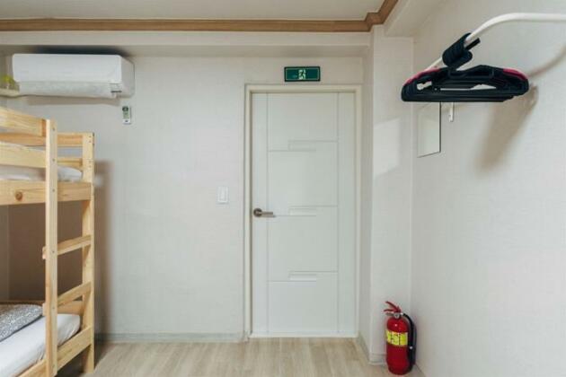10 Guesthouse - Photo2