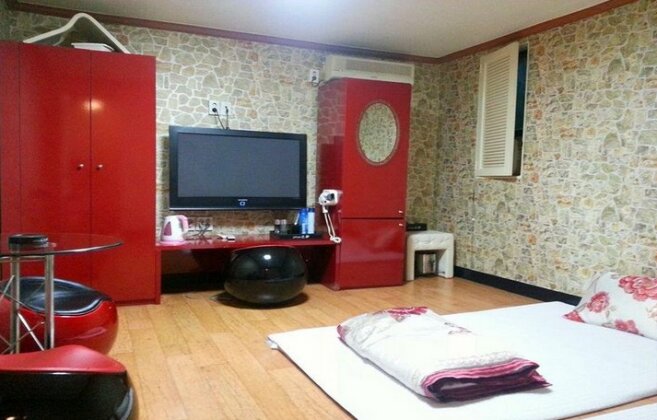 Alpha Guesthouse - Photo2
