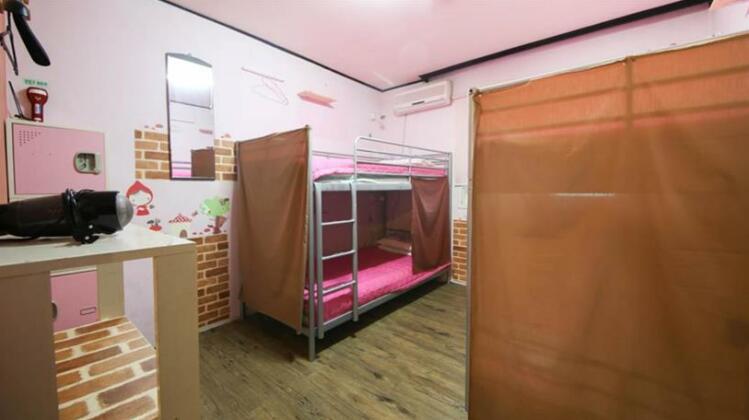 Comeinn Guesthouse Hongdae - Female Only - Photo5
