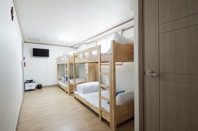 D H Myeongdong Guesthouse - Photo5