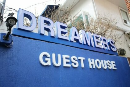 Dreamers Guesthouse