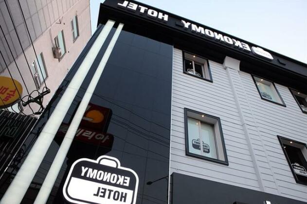 Ekonomy Hotel Eunpyeong - Photo2