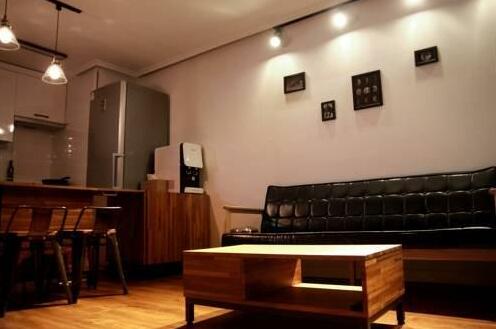 Emily's Healing House - Photo3