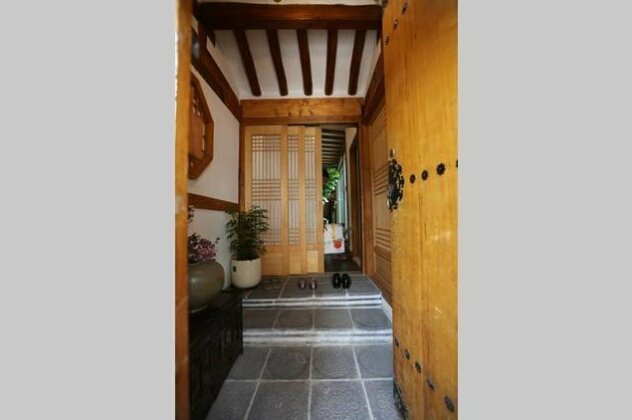 Fellowship House - Photo4