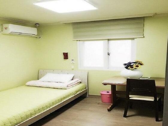 G O D Guest House in Seoul - Photo3