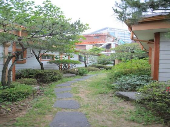 Haha Guesthouse Itaewon - Photo2