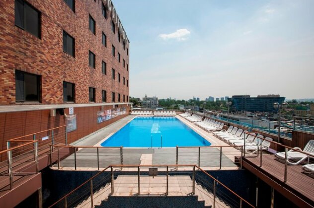 Hamilton Hotel Seoul - Photo2