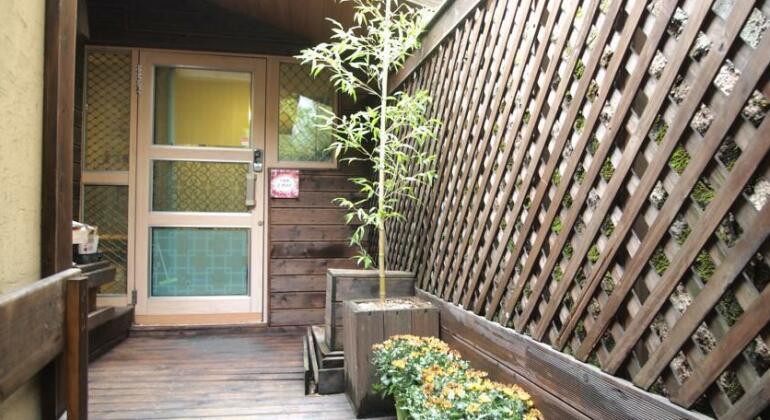 Hanso Annex - Photo2