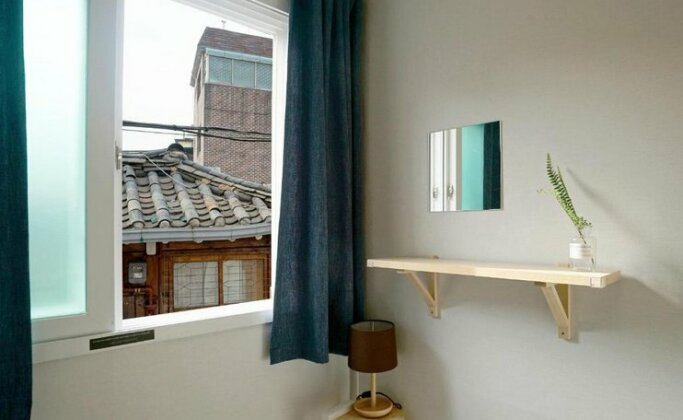 Hello Seochon - Photo2