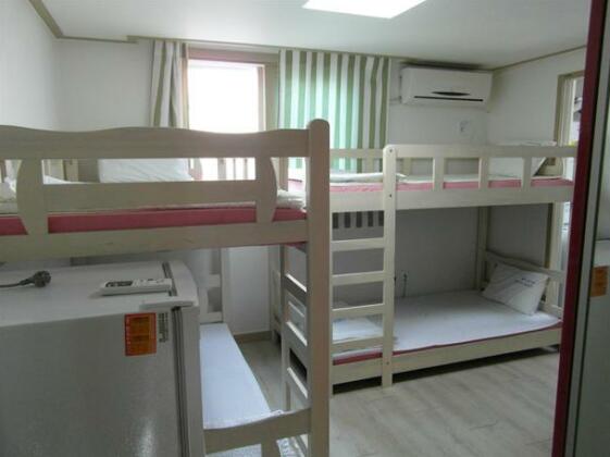Hongdae Family Housetel 2 - Photo5
