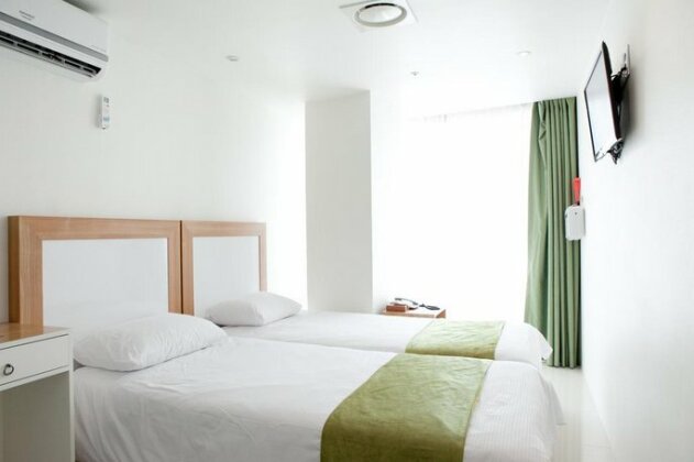 Hotel Cozy Myeongdong - Photo2