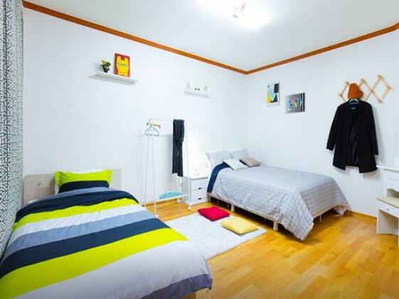 House in Hapjeong Station 1 - Photo5