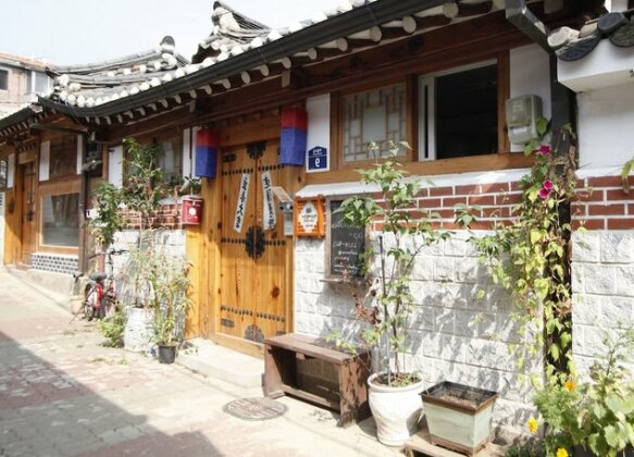 Inwoo Guesthouse - Photo2