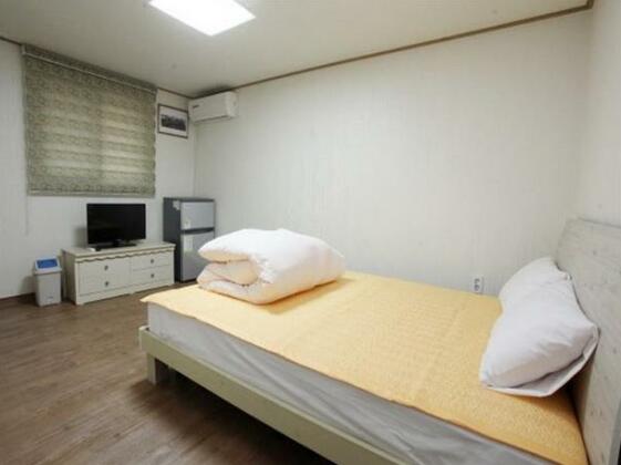 J-Honor Guesthouse - Photo3