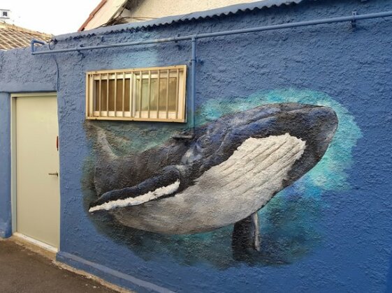 Jinho's Black Whale Guest House & Bar - Photo2