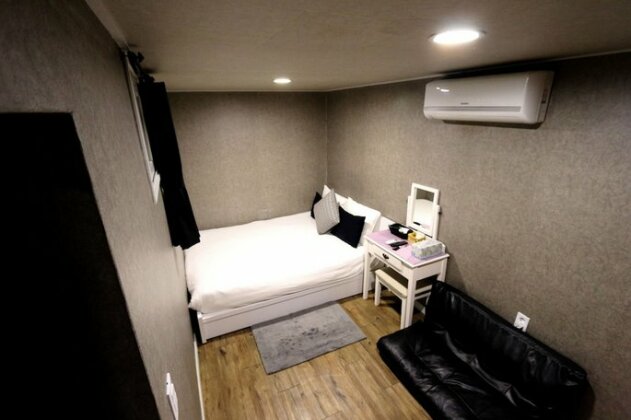 Just4u Guesthouse - Photo3
