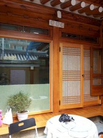 Kimchi Guesthouse Jongno - Photo2