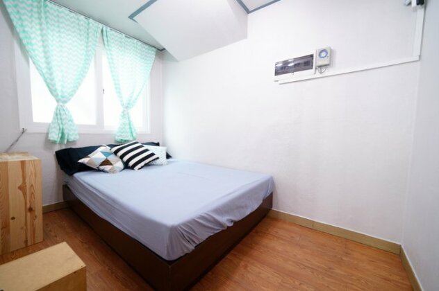 Liz's House - Hostel - Photo4
