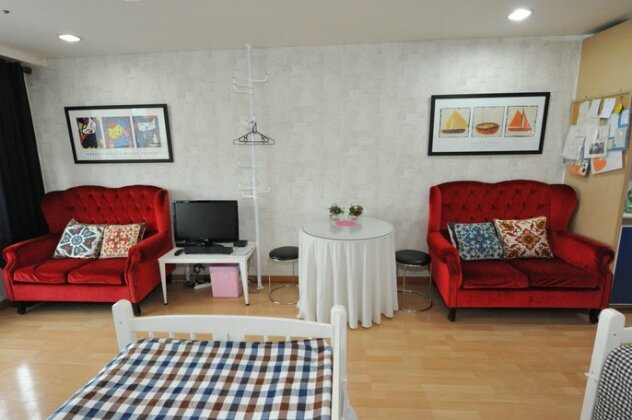 Miss Hongdae Guest House Female Only - Photo2