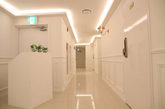 MJ Guest House - Photo2