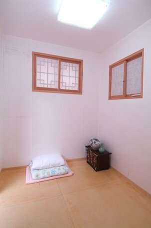 Moon Guesthouse - Photo5