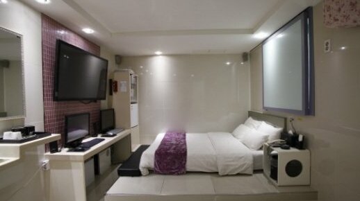 MW Hotel - Photo3