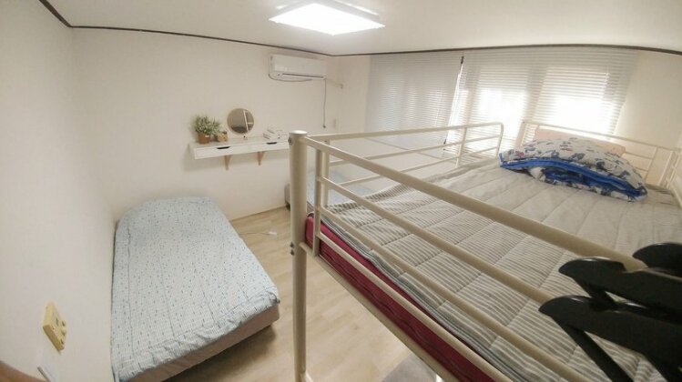 Naru Hostel Hongdae Private - Photo4