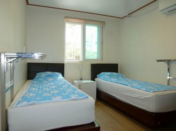 New Myeongdong Guesthouse - Photo2