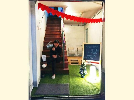 Nonstop Guesthouse - Photo4