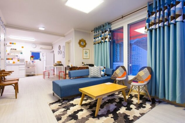 OH BLUE Guesthouse - Photo2