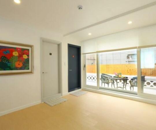 PandaGo Guesthouse - Female Only - Photo4