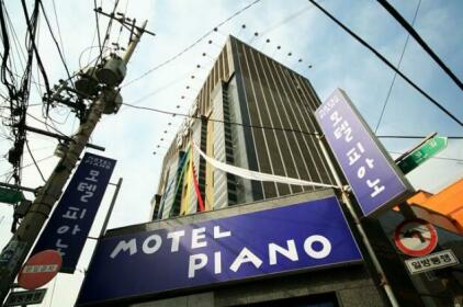 Piano Hotel Suyu