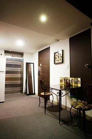 Shinhwa Premier Guesthouse - Photo4