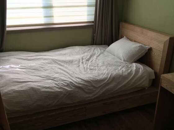Sinsa Residence and Guesthouse - Photo5
