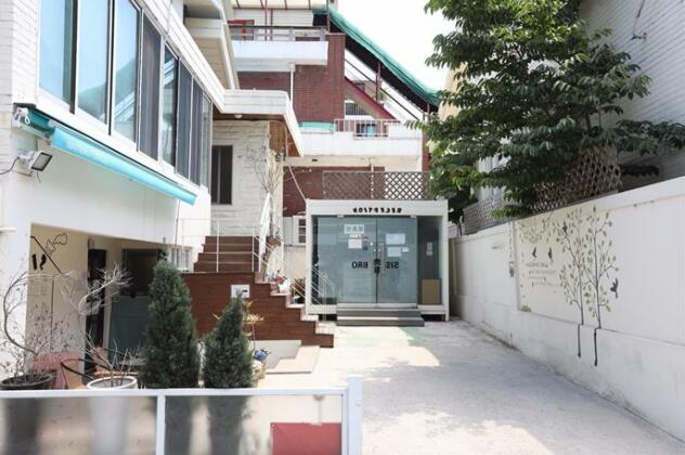 Sis N Bro Guesthouse - Photo4