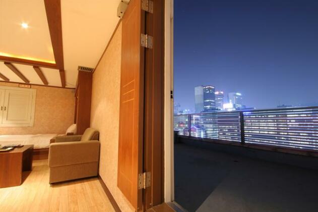 Sky Hotel Jongno - Photo2