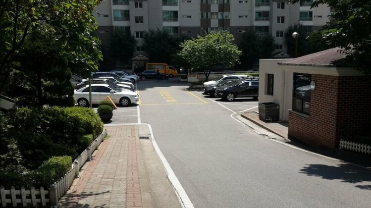 Spacious Apartment in Central Seoul - Photo4