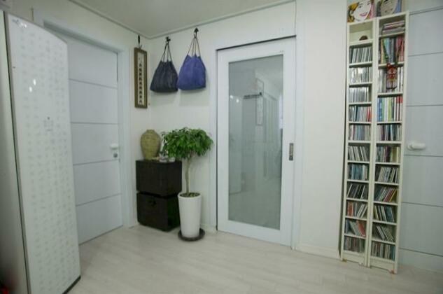 The Rooming Guest House - Photo2