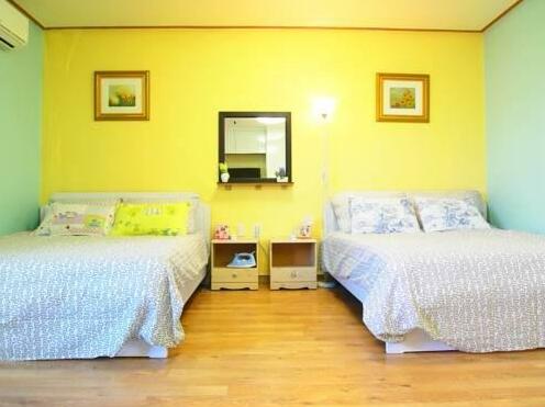Town Guesthouse 4 - Photo3